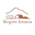 Logo Bergerie Amanza – illustration d’une bergerie de charme corse dans un paysage de montagne
